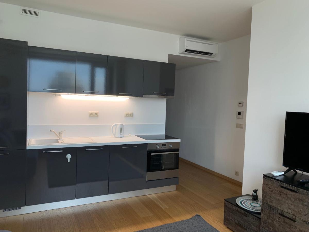 Apartments In Panorama City On 25Th Floor - Amazing View Close To Old Town ブラチスラヴァ エクステリア 写真